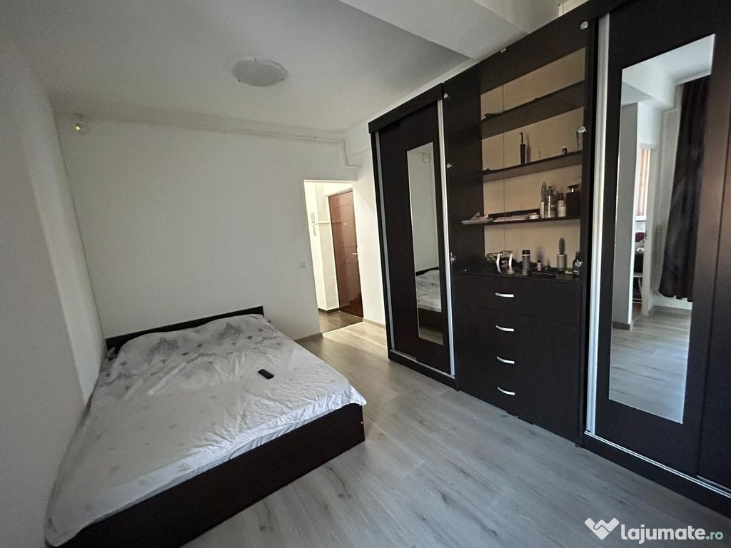 GRAND ARENA - Garsoniera