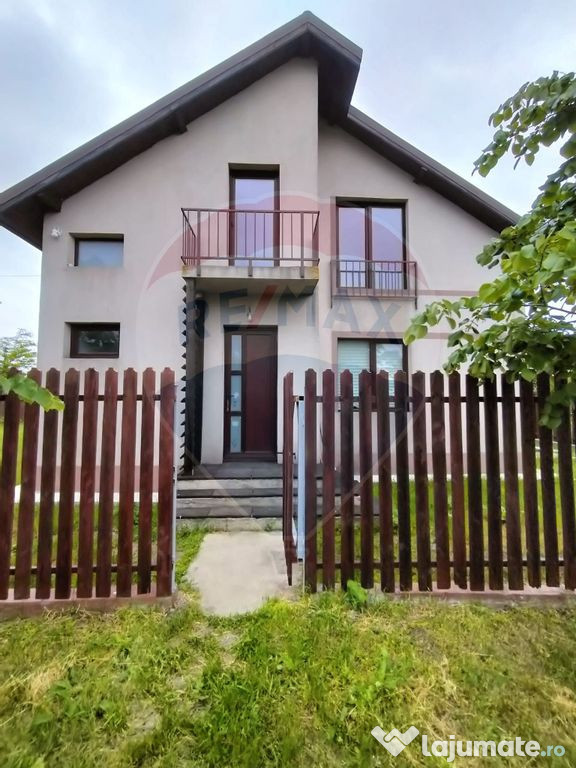 Casă / Vilă cu 4 camere la 25 min de Piata Victoriei - ...