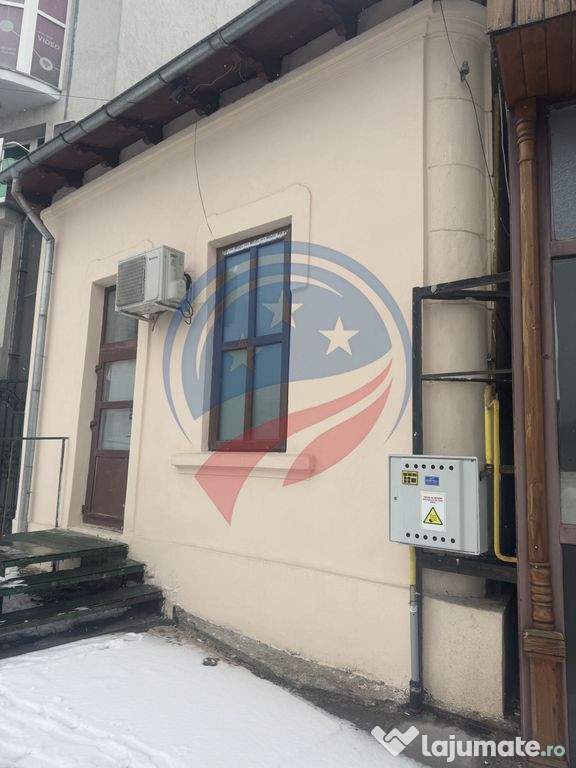 Casă ultracentrală, stradală – ideală pentru birour...