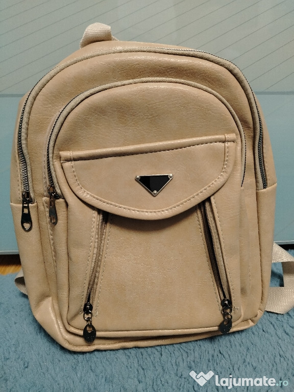 Rucsac nou foarte încăpător