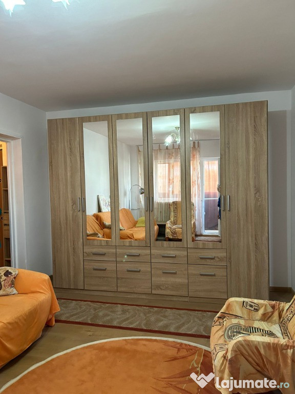 Vand un apartament superb