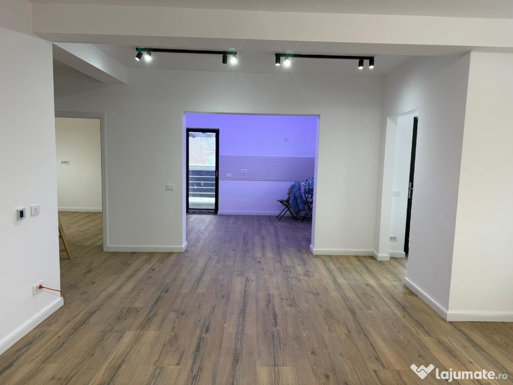 Casă - Hemeiuș Bacau