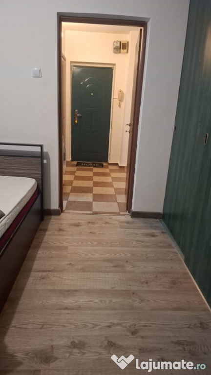 Garsoniera Mega Mall Pantelimon