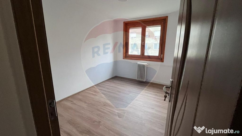 Apartament cu 2 camere de vânzare in zona Velenta