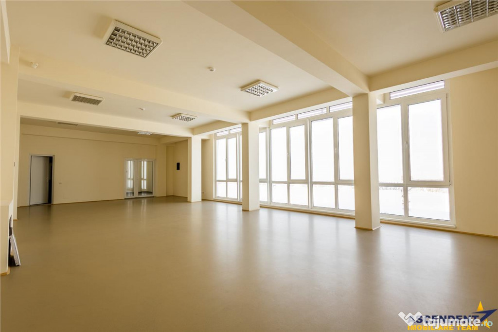 Edificu: Birouri, Centru medical comercial acces facil, com