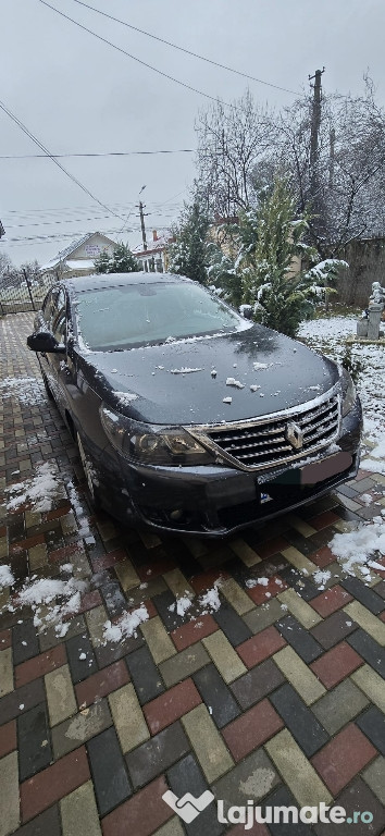 Vând Renault Latitude