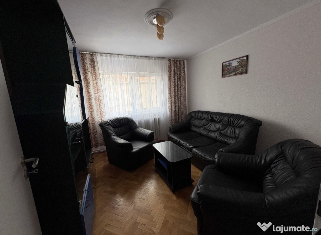 Apartament cu 3 camere, Centru