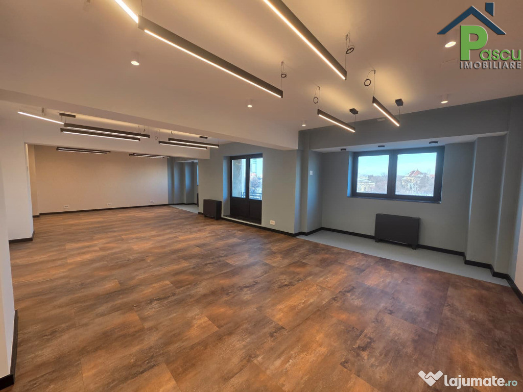 Spatiu de birouri 5 camere, Piata Victoriei, semi-decomandat, 152 mpu