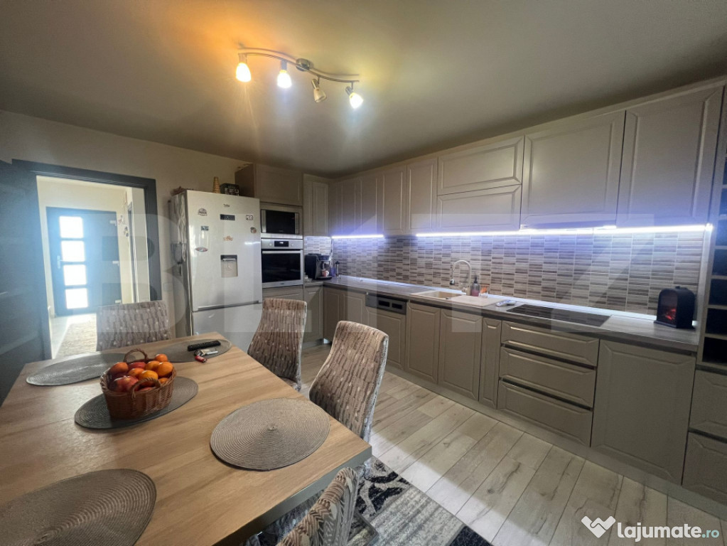 Casă duplex – Weekend Residence, cartier rezidențial lin