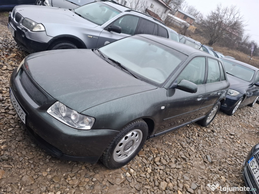 Audi a3 1.6i an 2003 automat 1900e garantie