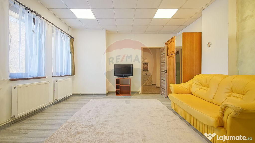 Apartament la casă cu curte proprie | Timișu de Jos | C...