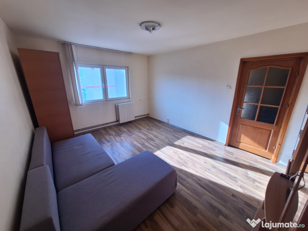 VAND SAU SCHIMB -APARTAMENT 3 CAMERE -INEL 2 -ETAJ 2 - 2 BĂI