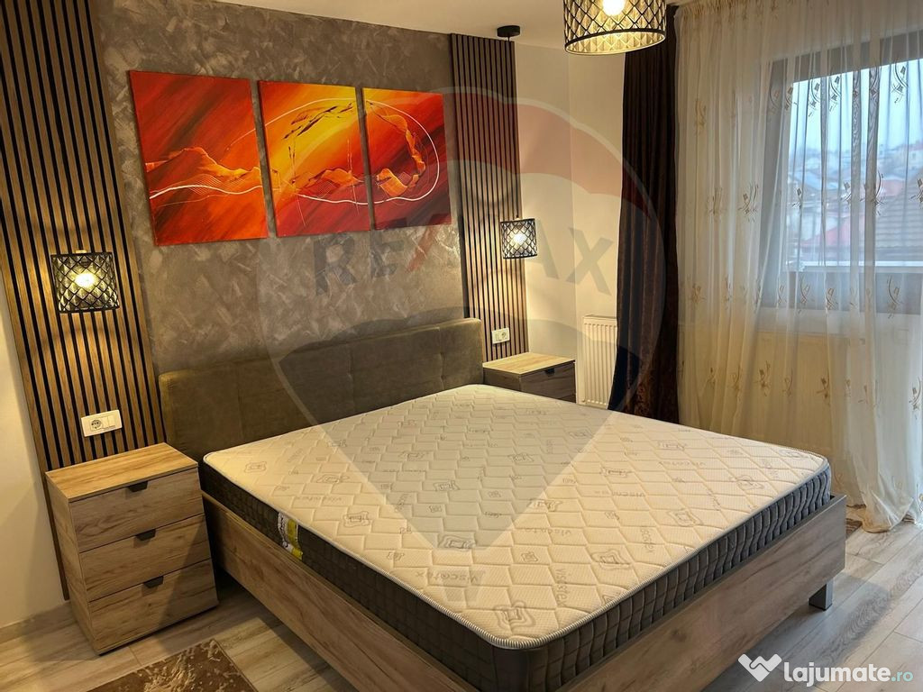 Apartament cu 2 camere în zona Liceul de Arta-Spital nr,1
