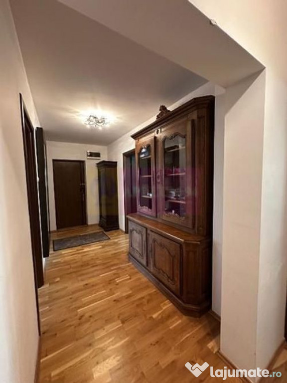 Apartament 3 camere Splaiul Unirii- Camera de Comerț