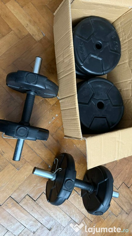 Vând set 2 gantere cu 4 discuri de 5 kg și 4 discuri de 2,5 kg