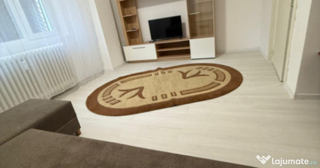 Garsoniera decomandata, 29,4 mp, zona 1 Mai