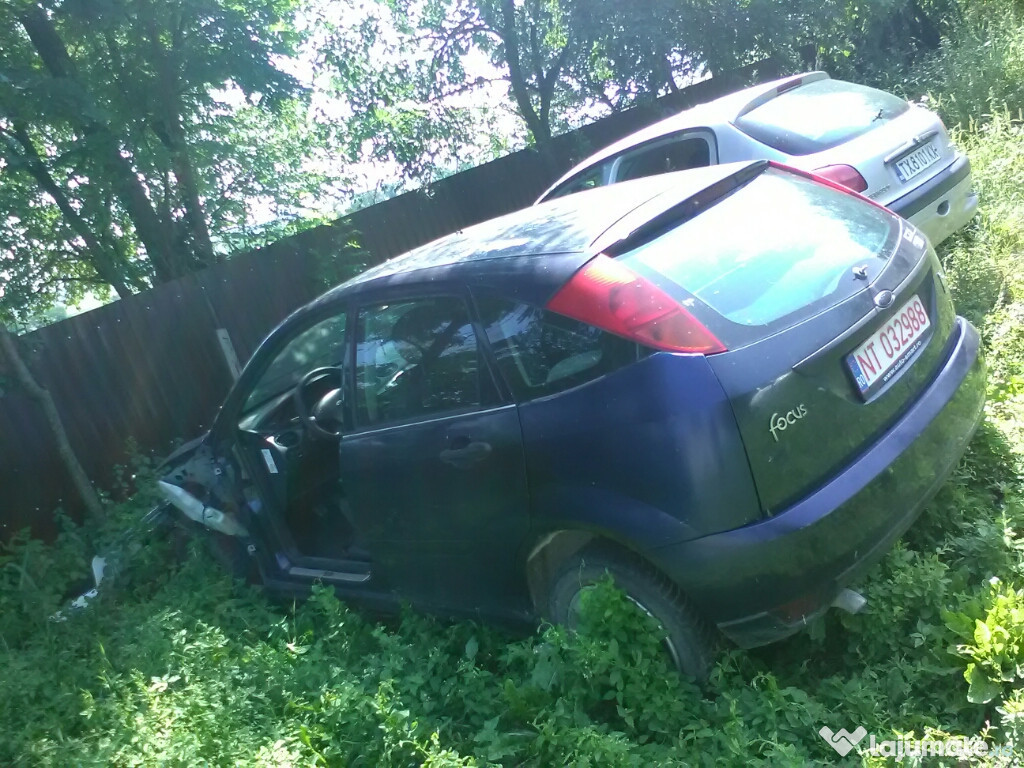Dezmembrez Opel Corsa