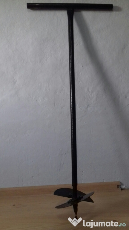 Burghiu manual pentru gropi in pamant reglabil 20cm