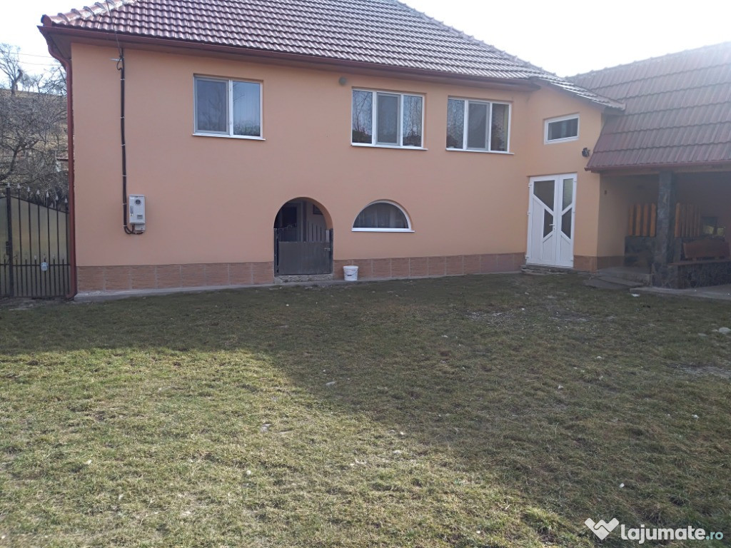 Casa la tara Serel, Hunedoara