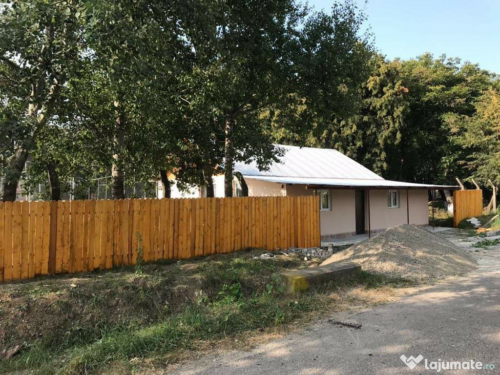 Casa la tara, km 25 de Bacău Galbeni