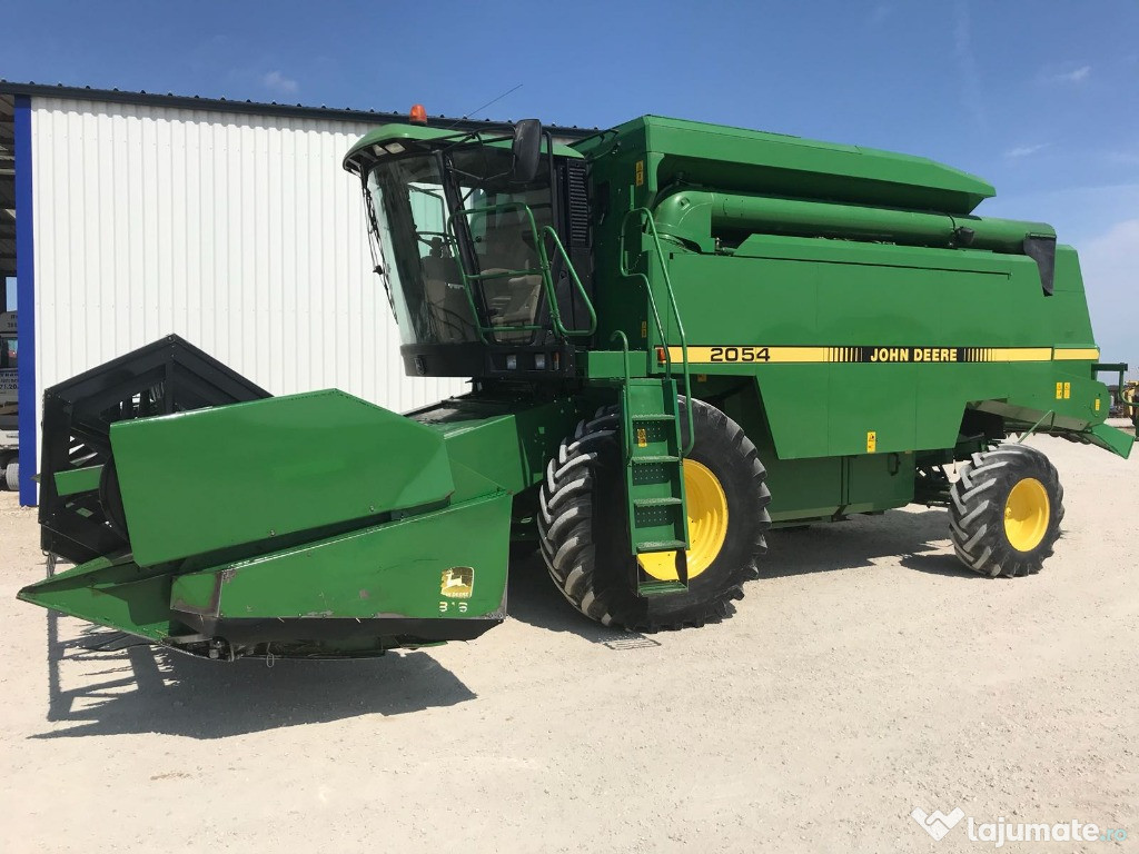 Combina John Deere 2054