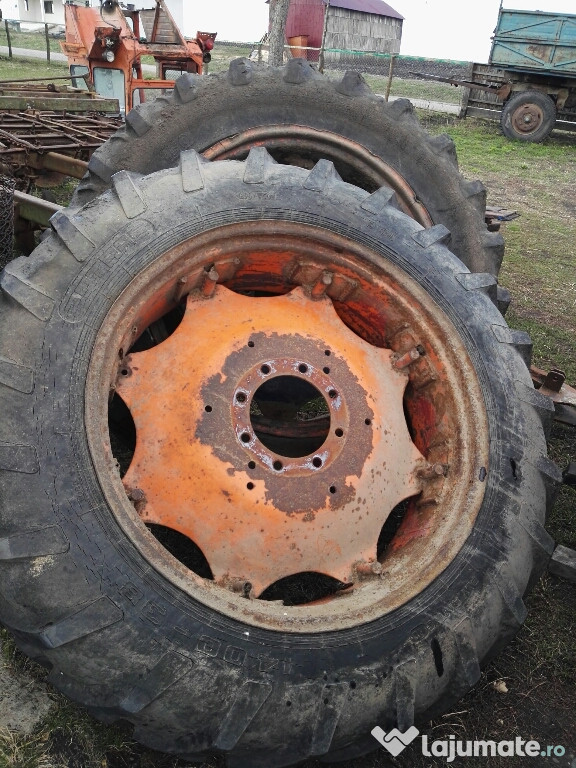 Roți tractor u 65