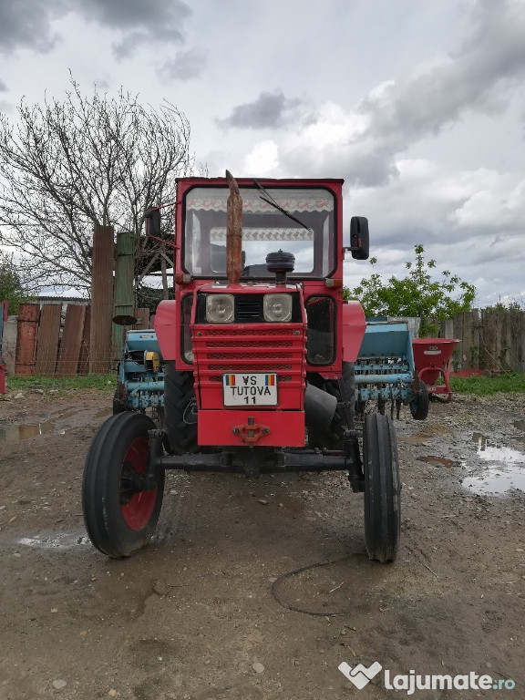 Tractor U650M din anul 2002