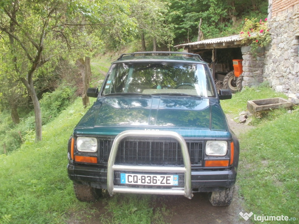 Jeep cherokee sport clasic