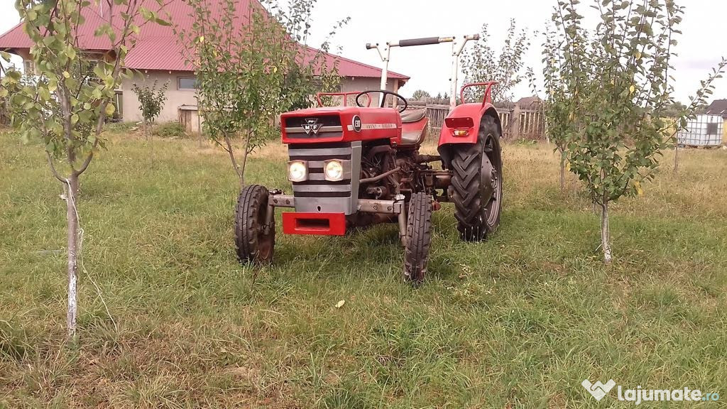 Massey Ferguson 130