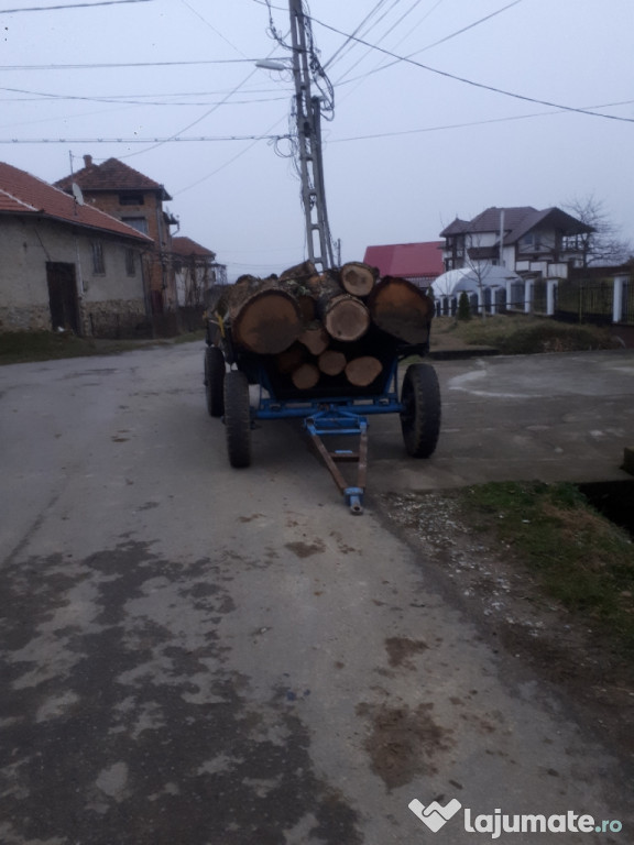 Remorca padure
