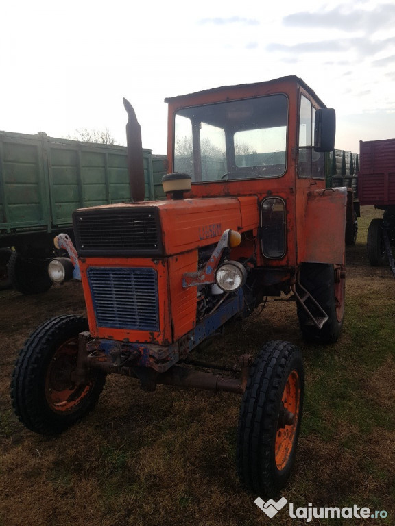 Tractor UTB 650 M