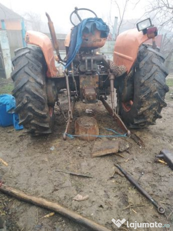 Tractor Fiat 513 în stare de funcționare