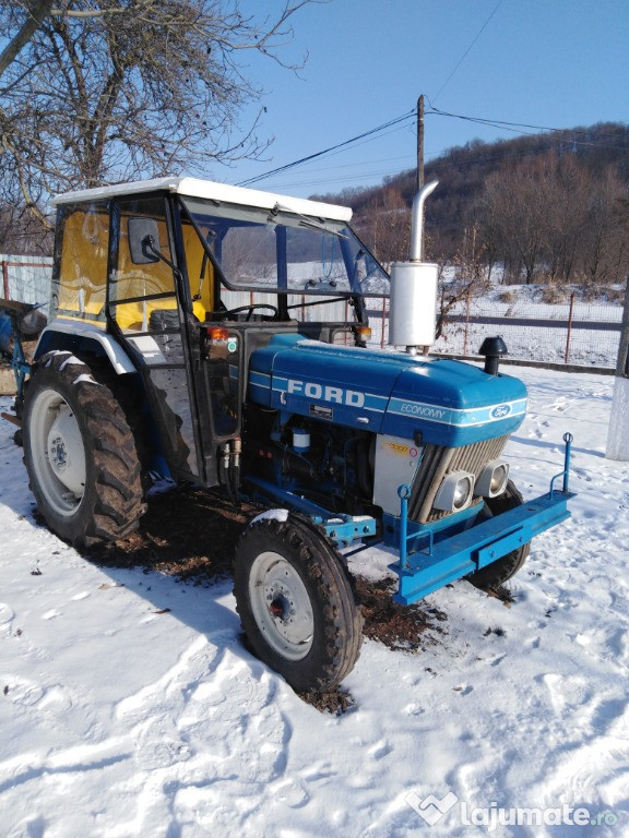 Tractor Ford