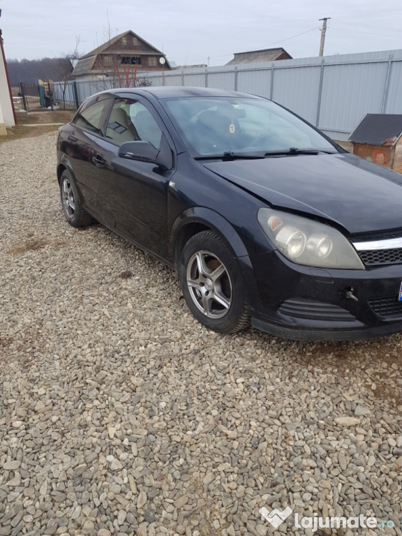 Dezmembrez Opel astra H Gtc 18 benzina