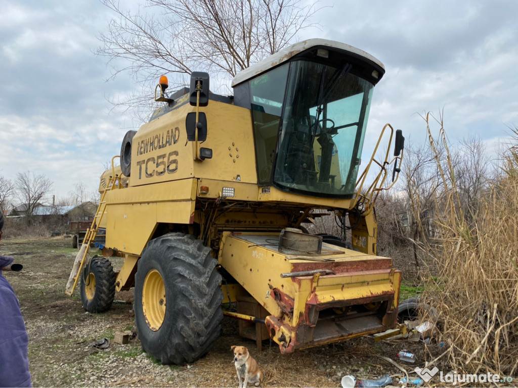 Combina New Holland TC56