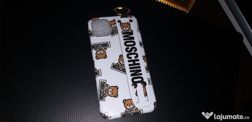 Husa iPhone 11 pro Moschino