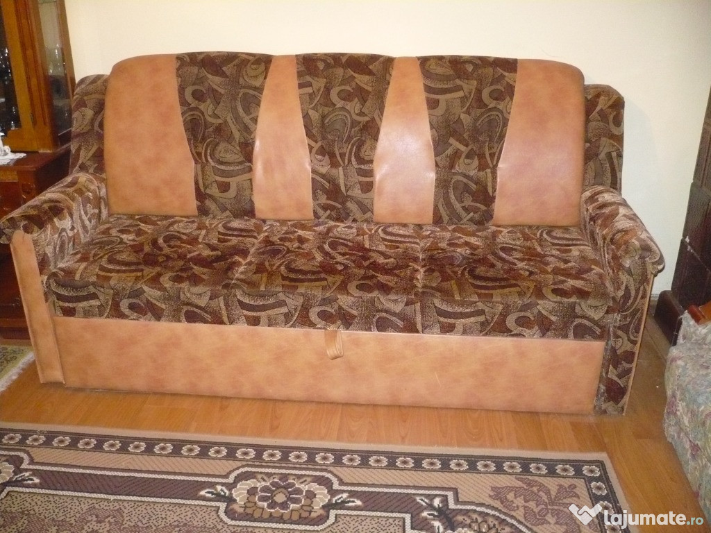 Canapea extensibila 2 pers. stare f buna