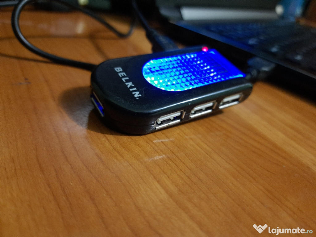 USB hub 4 porturi