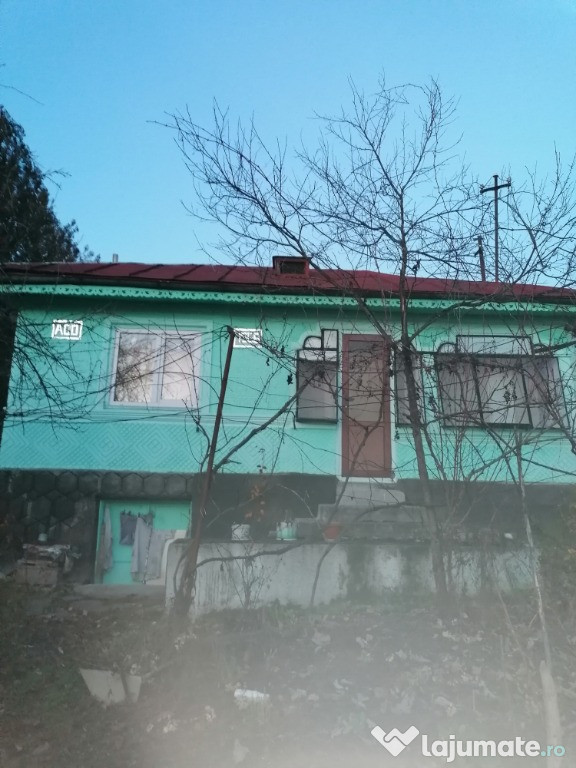 Chiojdeanca, Prahova casa 3 camere teren 1000 mp