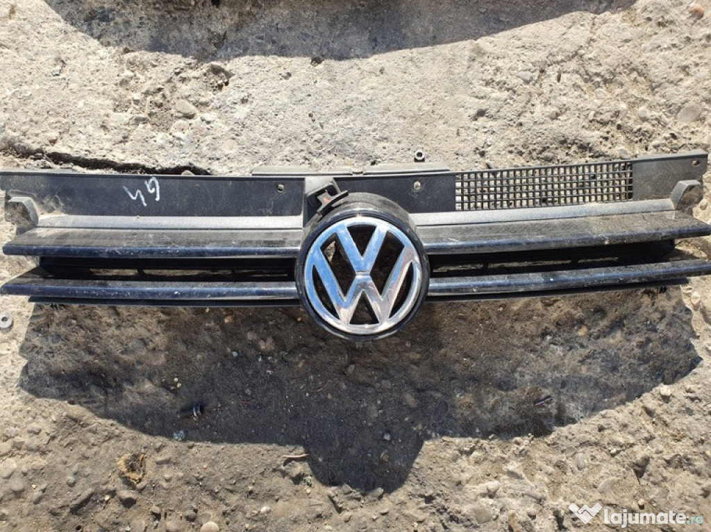 Grila fata radiator VW Golf 4