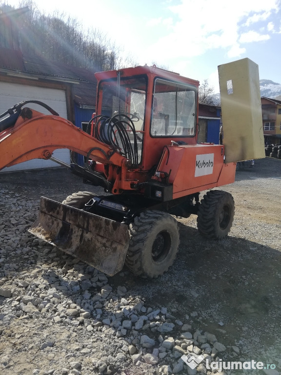 Miniexcavator kubota