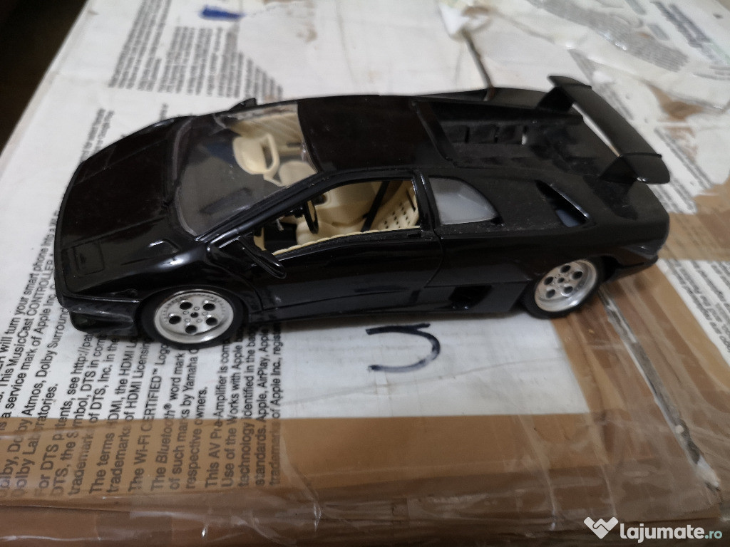 Macheta Lamborghini Diablo Neagra 1:18 Bburago 1990