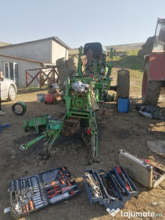 Reparații tractoare