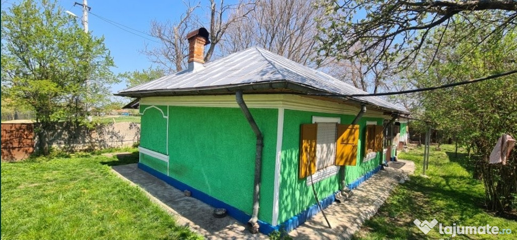Casa la tara