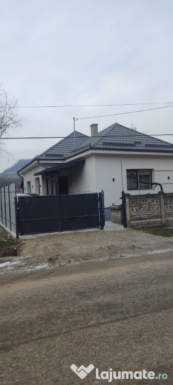 Casa complet renovata, Hida, jud. Salaj