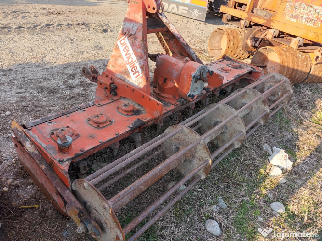 Freză după tractor