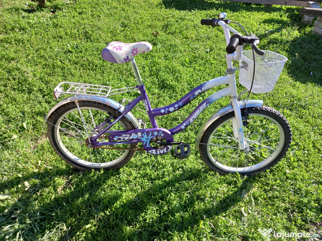 Bicicleta pentru fete
