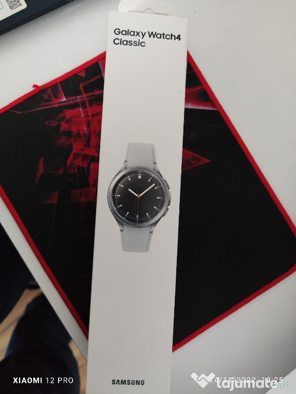 Smartwatch Samsung Galaxy watch 4 classic 46mm,culoare SILVER și Smartwatch Huawei 3 pro