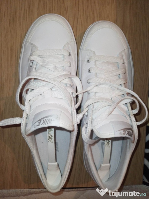 Papuci Nike