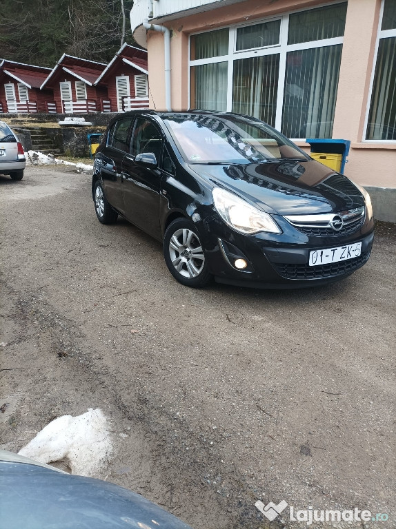 Opel Corsa Cosmo 2012